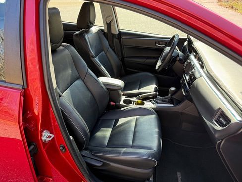 Used 2016 Toyota Corolla S Premium image 18