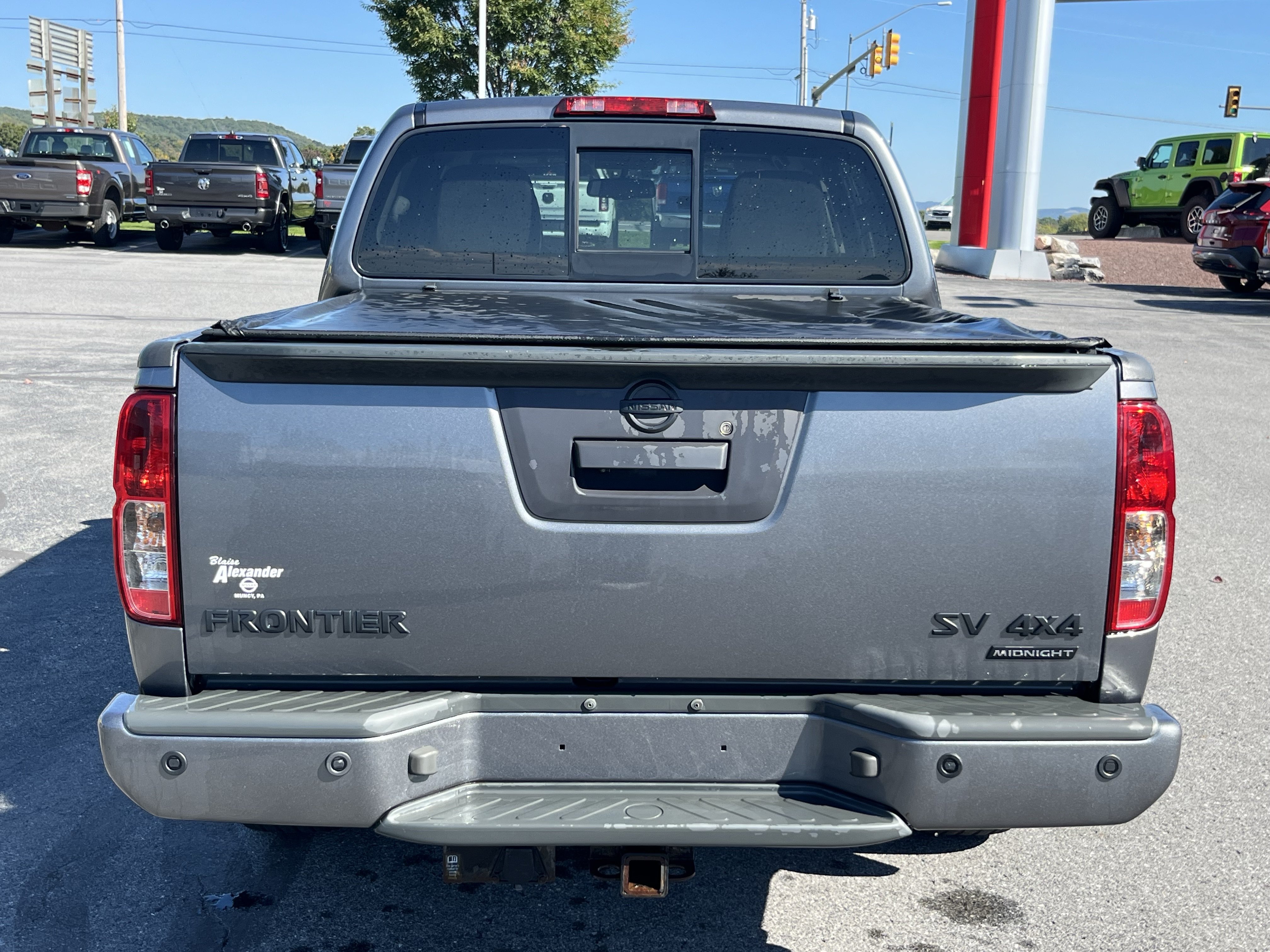 Used 2019 Nissan Frontier SV w/ Value Truck Package AWD/4WD image 6