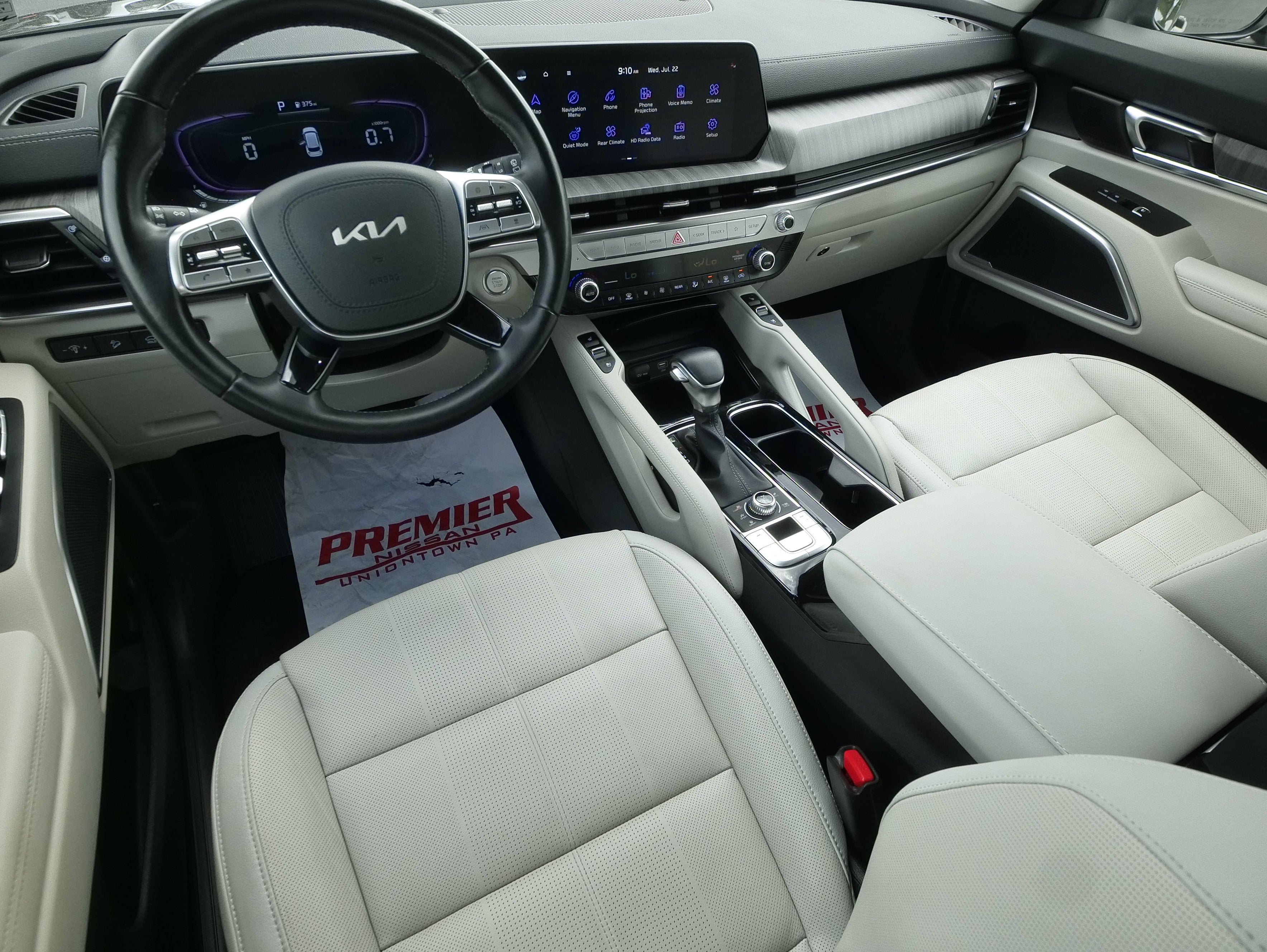 Used 2024 Kia Telluride EX w/ EX Captain's Chair Package AWD/4WD image 23