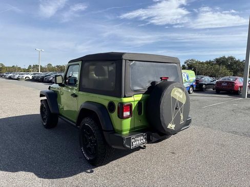 Used 2018 Jeep Wrangler Sport image 6