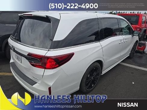 Used 2025 Honda Odyssey Sport-L image 4