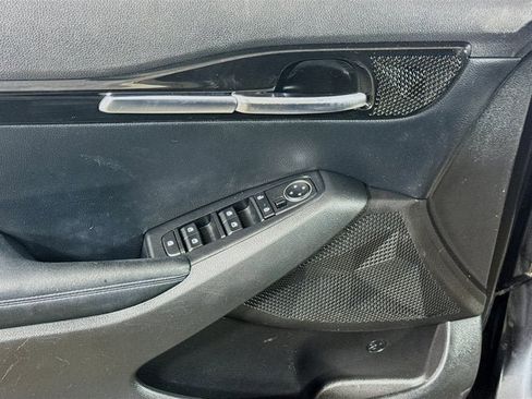 Used 2021 Kia Seltos S image 15