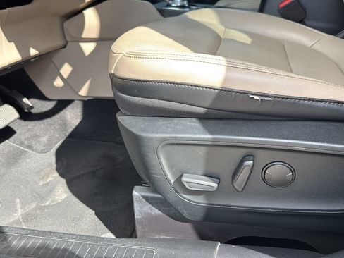Used 2020 Ford Escape SEL FWD image 10