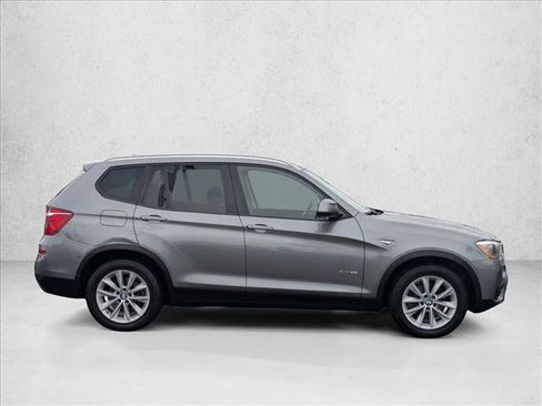 Used 2017 BMW X3 xDrive28i image 6