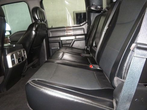 Used 2018 Ford F350 Lariat w/ Lariat Ultimate Package AWD/4WD image 27