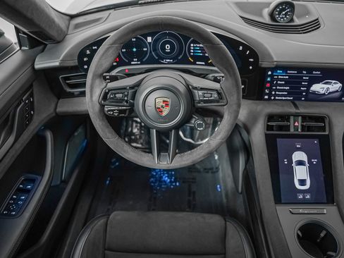 Certified 2023 Porsche Taycan GTS w/ Premium Package (P6U) AWD/4WD image 15