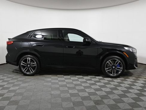 New 2026 BMW X2 xDrive28i w/ Technology Package AWD/4WD image 8