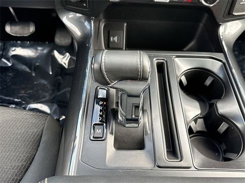 Used 2022 Ford F150 XLT w/ Equipment Group 302A High image 30