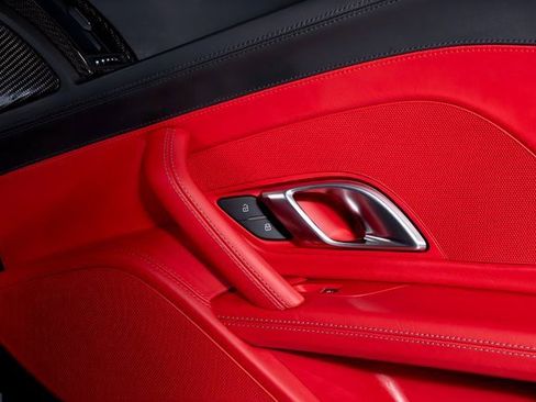 Used 2022 Audi R8 V10 performance image 31