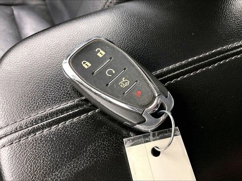 Used 2018 Chevrolet Malibu LT w/ Leather Package image 13