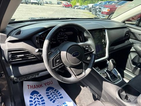 Used 2022 Subaru Outback Premium AWD/4WD image 15