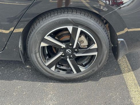 Used 2024 Nissan Sentra SV w/ All-Weather Package FWD image 8