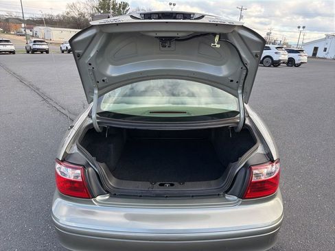 Used 2004 Mercury Sable LS Premium image 16