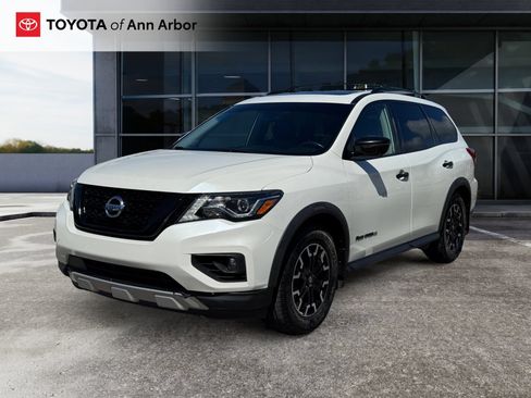 Used 2020 Nissan Pathfinder SL AWD/4WD image 9