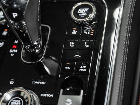 Used 2020 Bentley Continental GT image 36