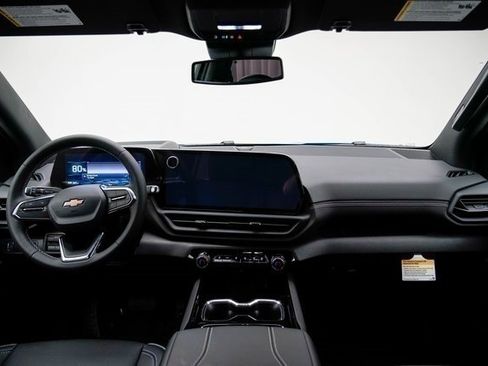 New 2025 Chevrolet Silverado EV LT image 26