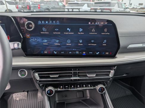 New 2026 Chevrolet Traverse LT w/ Driver Confidence Package image 15