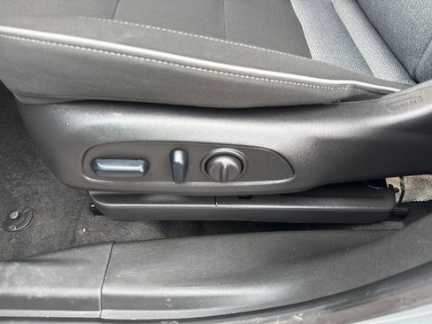 Used 2024 Chevrolet TrailBlazer LT w/ Convenience Package image 16