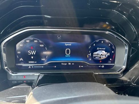 Certified 2025 Chevrolet Silverado 1500 LTZ w/ LTZ Premium Package AWD/4WD image 15