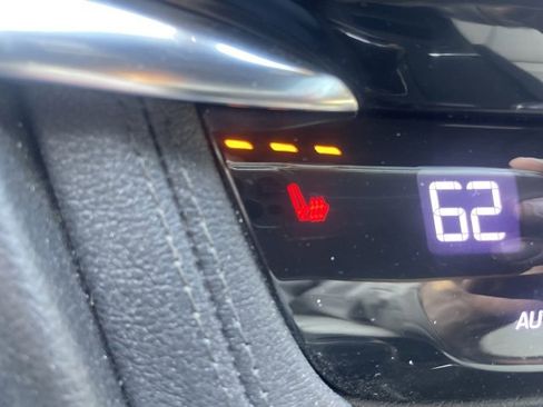 Used 2020 Cadillac XT6 Sport image 26