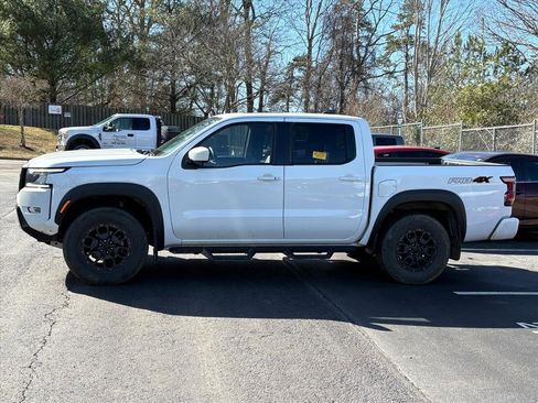 Used 2023 Nissan Frontier PRO-4X w/ Pro-4X Premium Package image 4