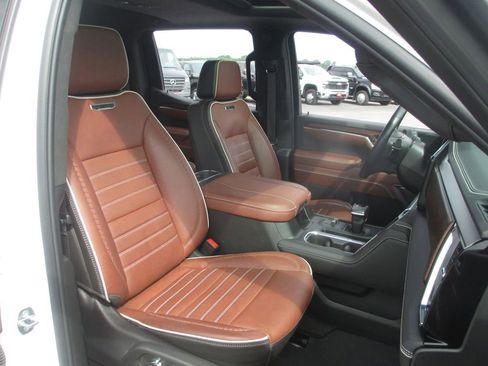 Used 2024 GMC Sierra 1500 Denali Ultimate AWD/4WD image 26