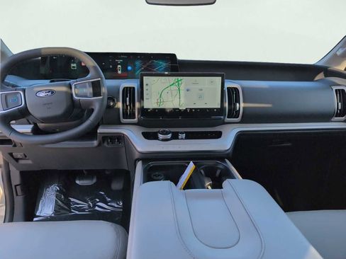 New 2026 Ford Expedition Max Active image 5