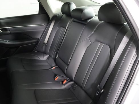 Used 2025 Hyundai Sonata Limited image 35