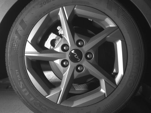 Used 2025 Kia K4 LXS image 15