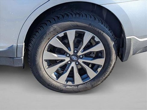 Used 2016 Subaru Outback 3.6R Limited image 23