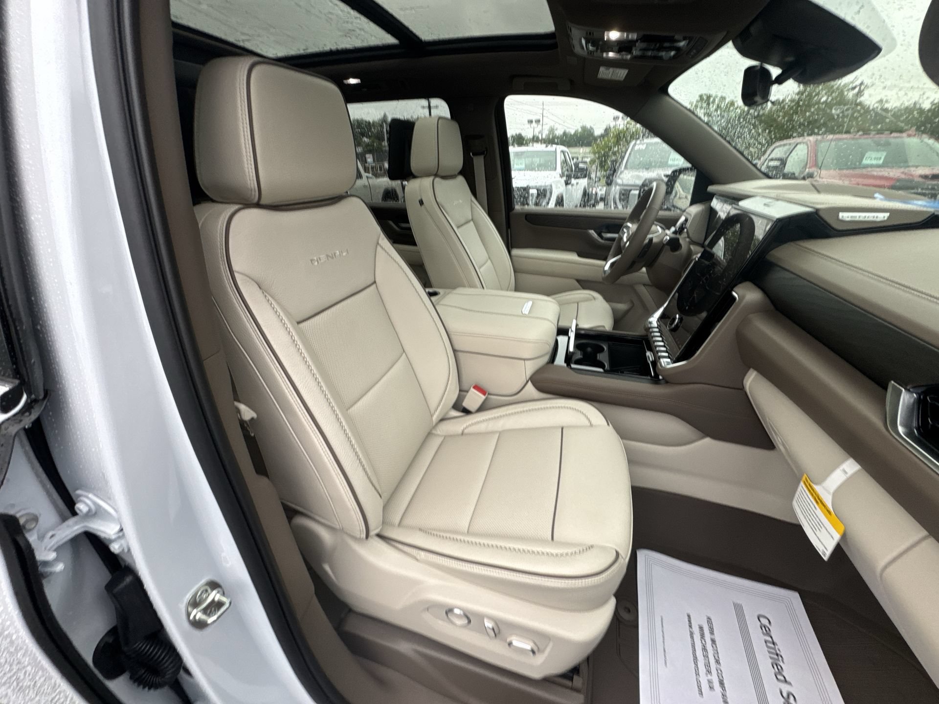 New 2026 GMC Yukon XL Denali w/ Denali Reserve Package AWD/4WD image 27