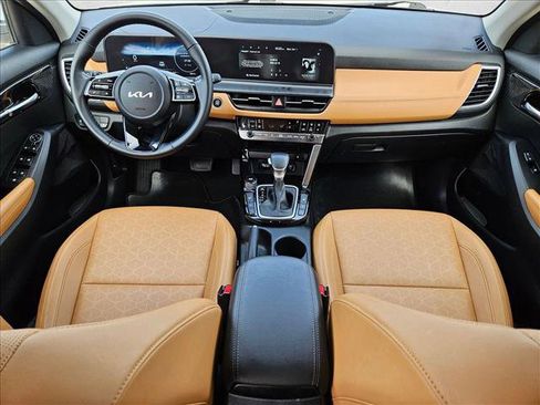 Used 2025 Kia Seltos EX w/ EX Sunroof Package image 20