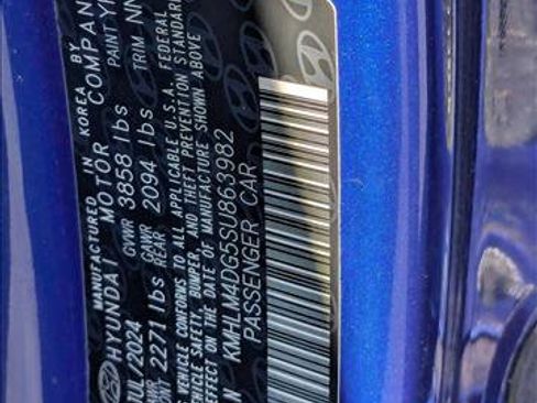 Used 2025 Hyundai Elantra Sport image 23