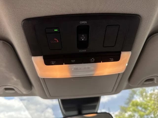 Certified 2023 Nissan Altima 2.5 SV w/ SV Premium Package FWD image 42