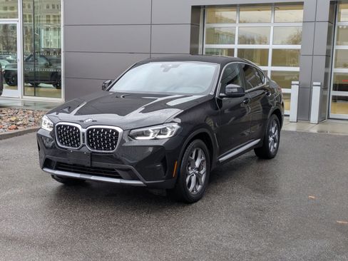Used 2024 BMW X4 xDrive30i image 8
