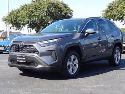 Used 2022 Toyota RAV4 XLE