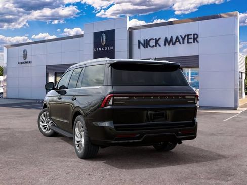 New 2027 Lincoln Navigator Premiere AWD/4WD image 9
