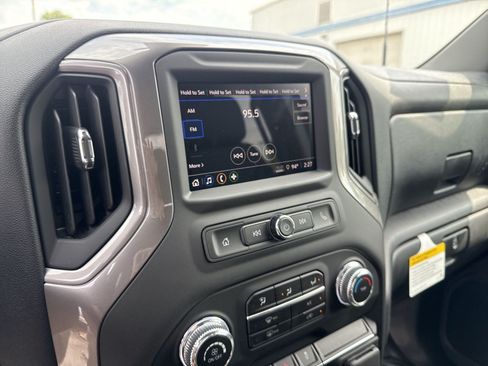 New 2026 GMC Sierra 2500 Pro AWD/4WD image 14