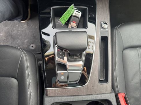 Certified 2023 Audi Q5 2.0T Premium w/ Convenience Package image 20