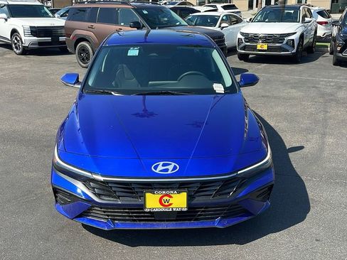 New 2025 Hyundai Elantra Limited image 2