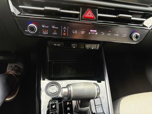Certified 2023 Kia Niro FWD image 24