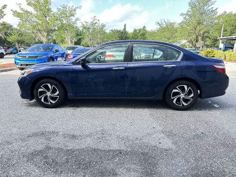 Used 2016 Honda Accord LX image 3