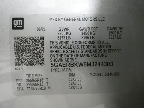 Used 2021 Buick Enclave Essence FWD image 28