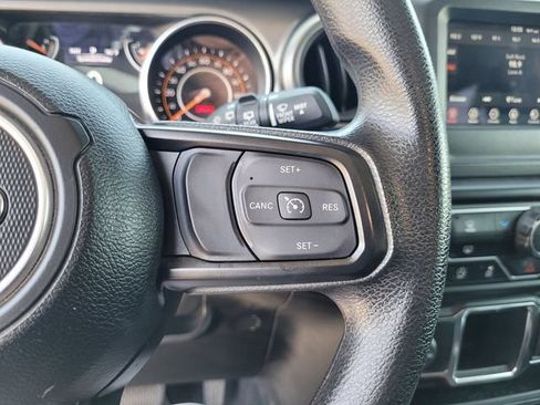 Used 2022 Jeep Wrangler Unlimited Sport AWD/4WD image 23