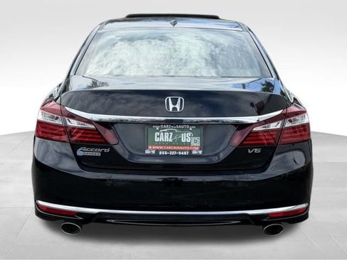 Used 2017 Honda Accord EX-L image 8