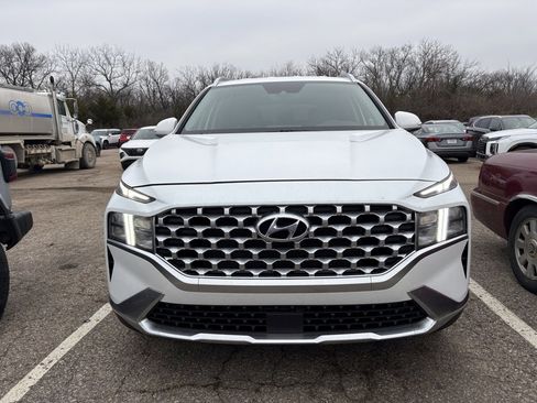 Used 2022 Hyundai Santa Fe SEL w/ Convenience Package image 2