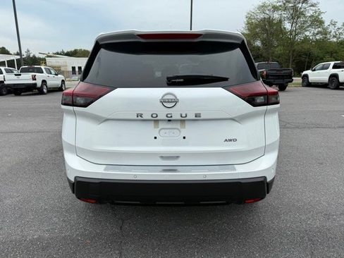 New 2026 Nissan Rogue SV w/ SV Premium Package image 6