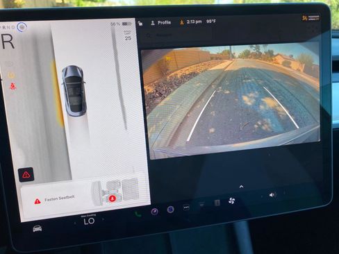 Used 2023 Tesla Model 3 Standard Range image 59