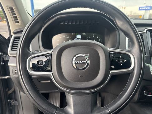 Used 2019 Volvo XC90 T6 Momentum w/ Protection Package Premier image 20