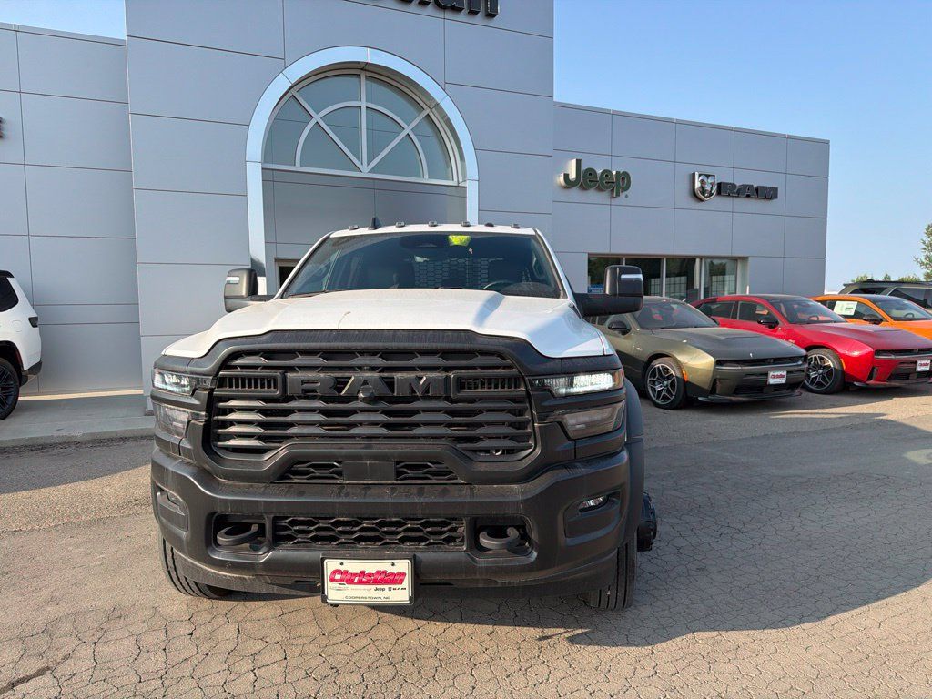 New 2025 RAM 4500 Tradesman AWD/4WD image 2